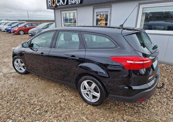 Ford Focus cena 31900 przebieg: 174457, rok produkcji 2016 z Słupca małe 497